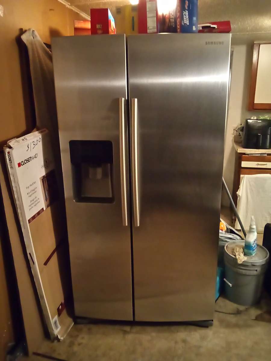 Samsung Bluetooth capable refrigerator