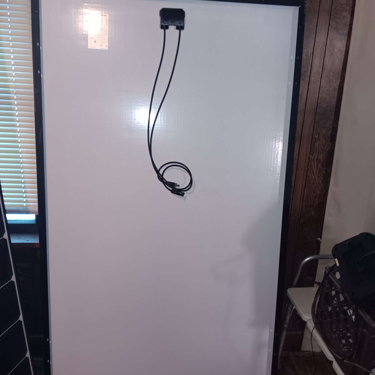 LG solar panels for house 250 a piece