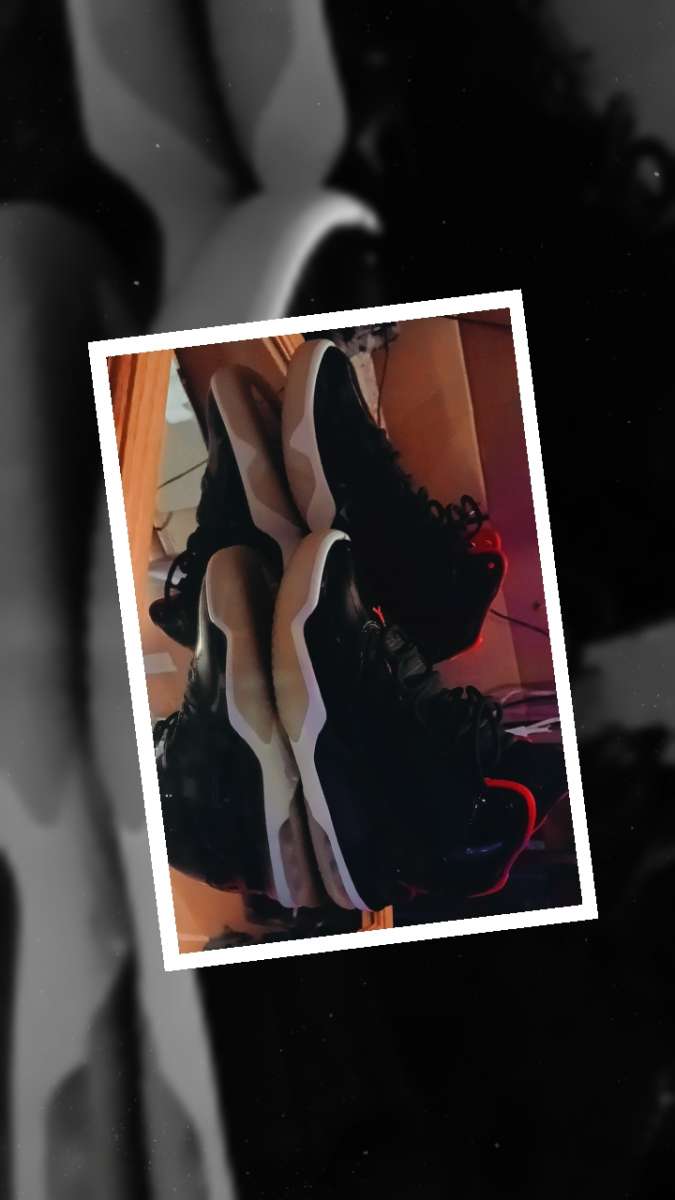 2 pair Nike Jordan Shoes