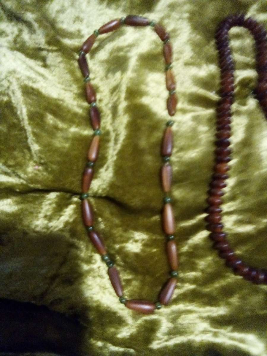 Bracket and necklace set