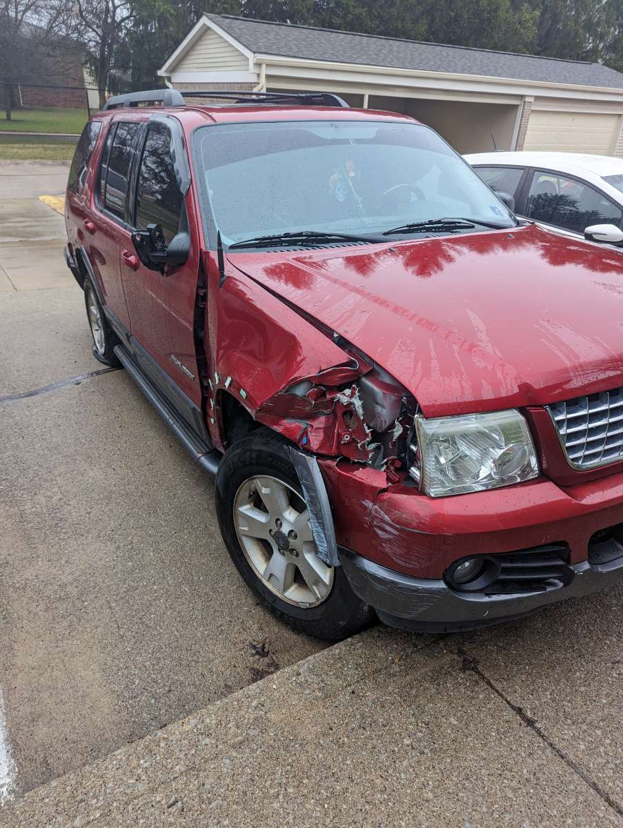 2005 Ford Explorer XLT 4X4