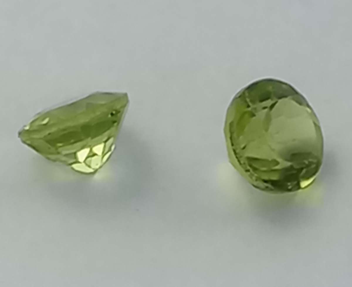 Rare 075ct Apple Green Tanzanite