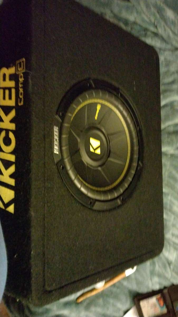 Selling hooverboard amp 3subwoofers straight edgerazor wcase