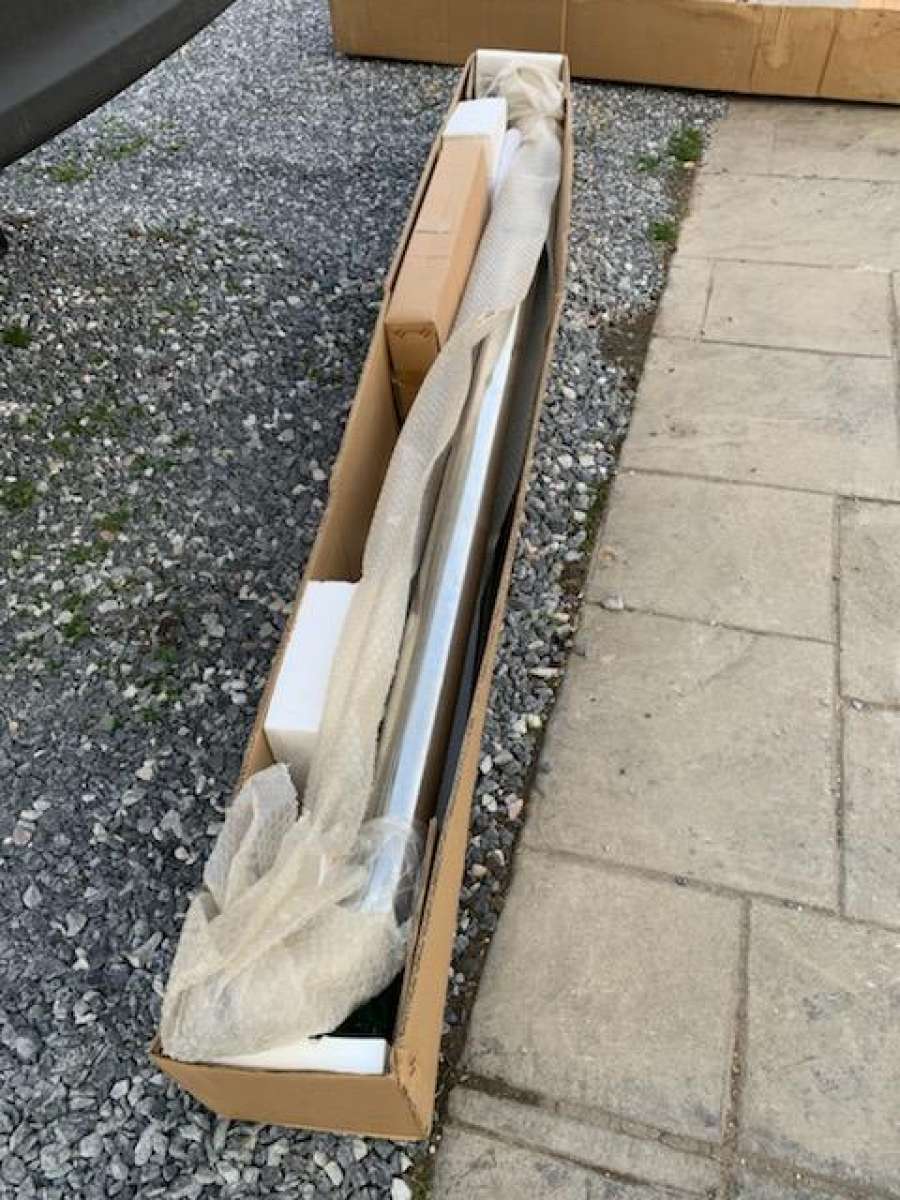 bar step for a Ram truck