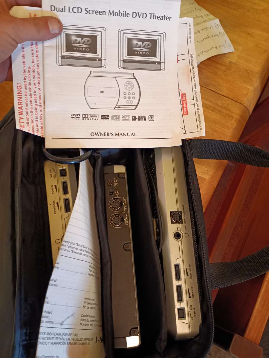 car DVD player with two screens for back seats