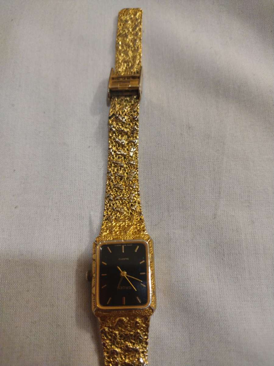 Vintage Womans Elgin Watch