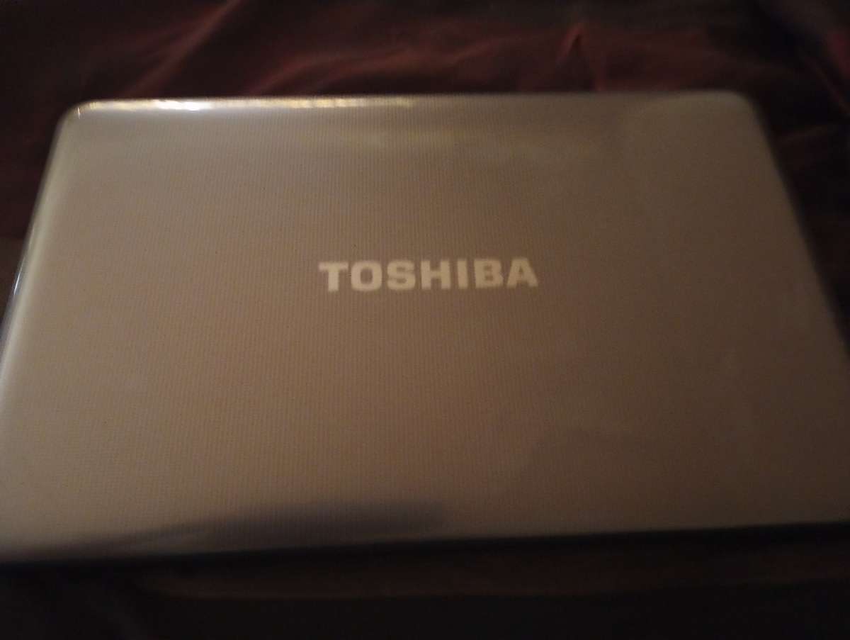 Toshiba Satellite L855DS5220