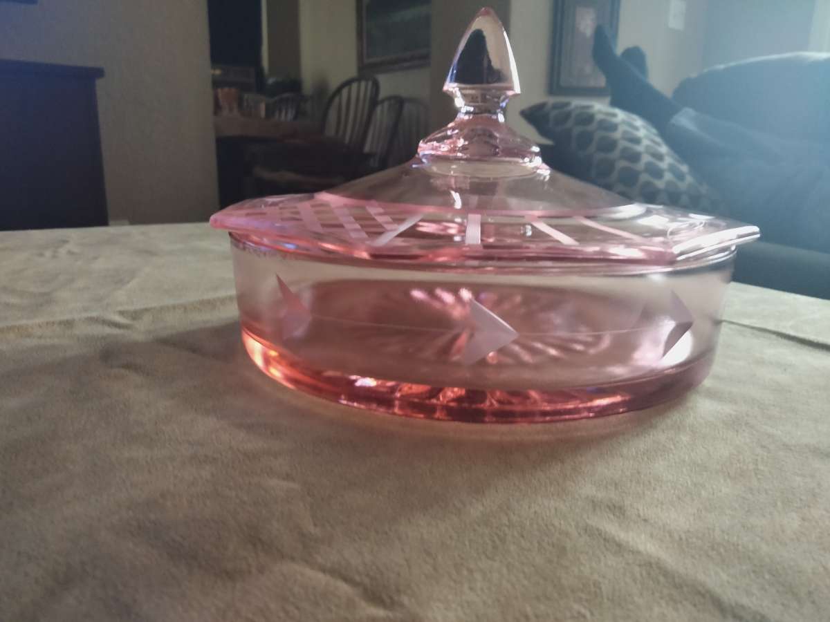 1940  vintage pink glassware