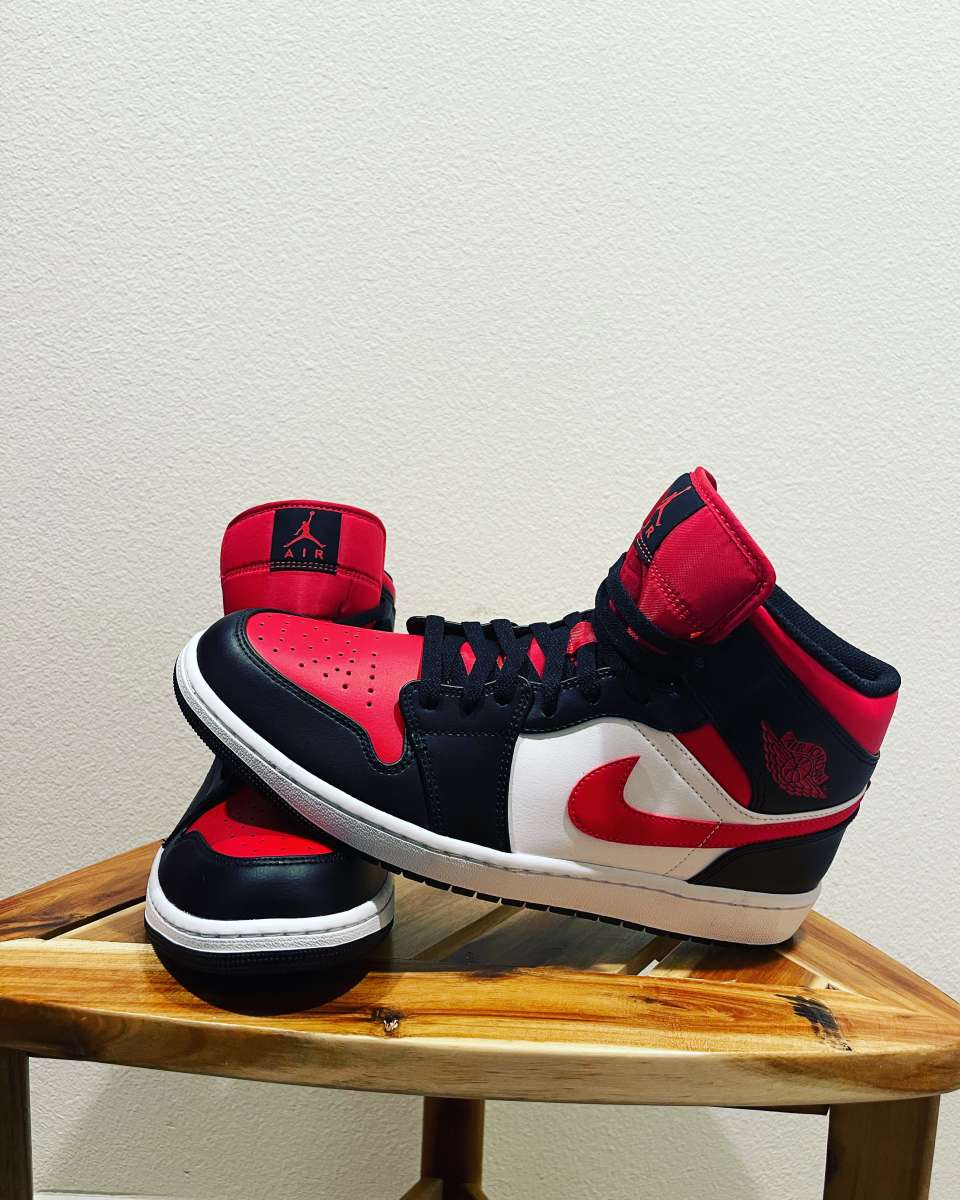 Air Jordan 1 Mid