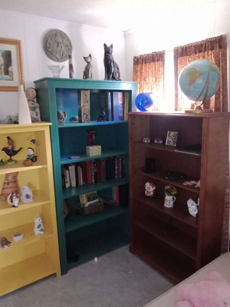 Wooden Bookshelf