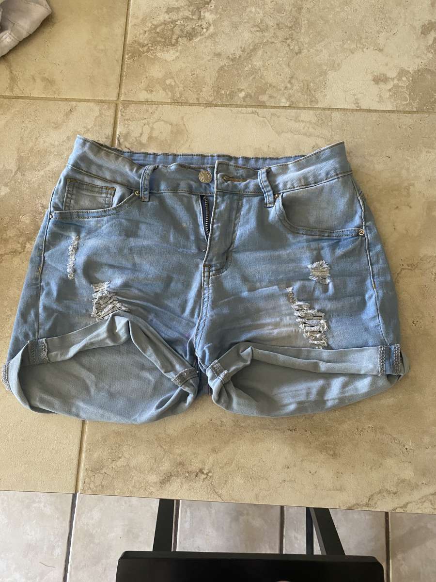 3 shorts deal