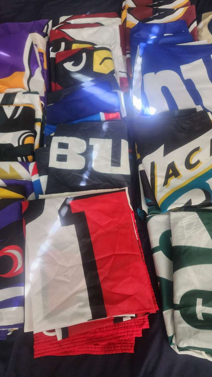 NFL FOOTBALL FANS OUTDOOR INDOOR FLAGS 3 X 5