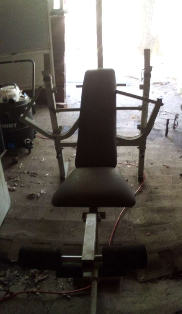 weight bench