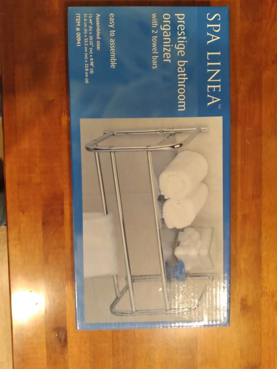 bathroom shelf and towel bars