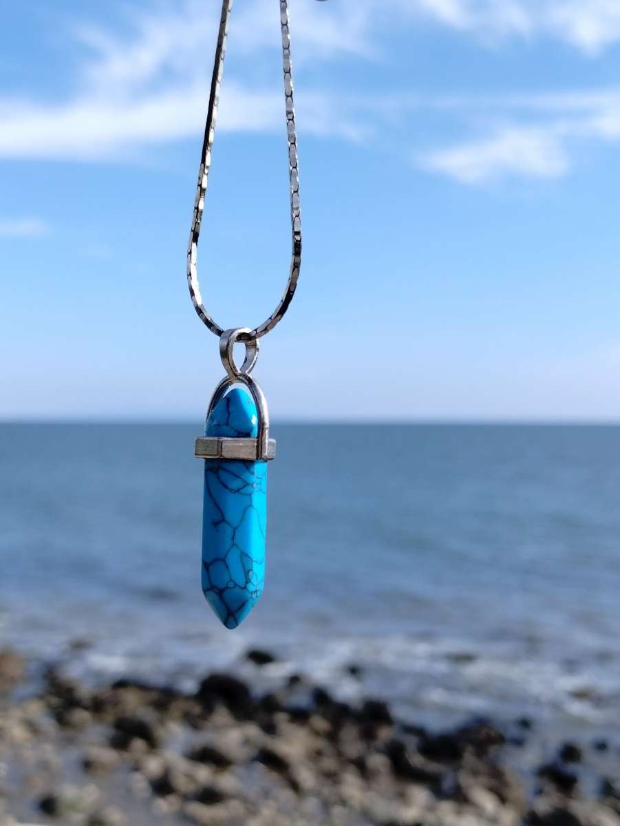 Silver and Turquoise necklace with pendant