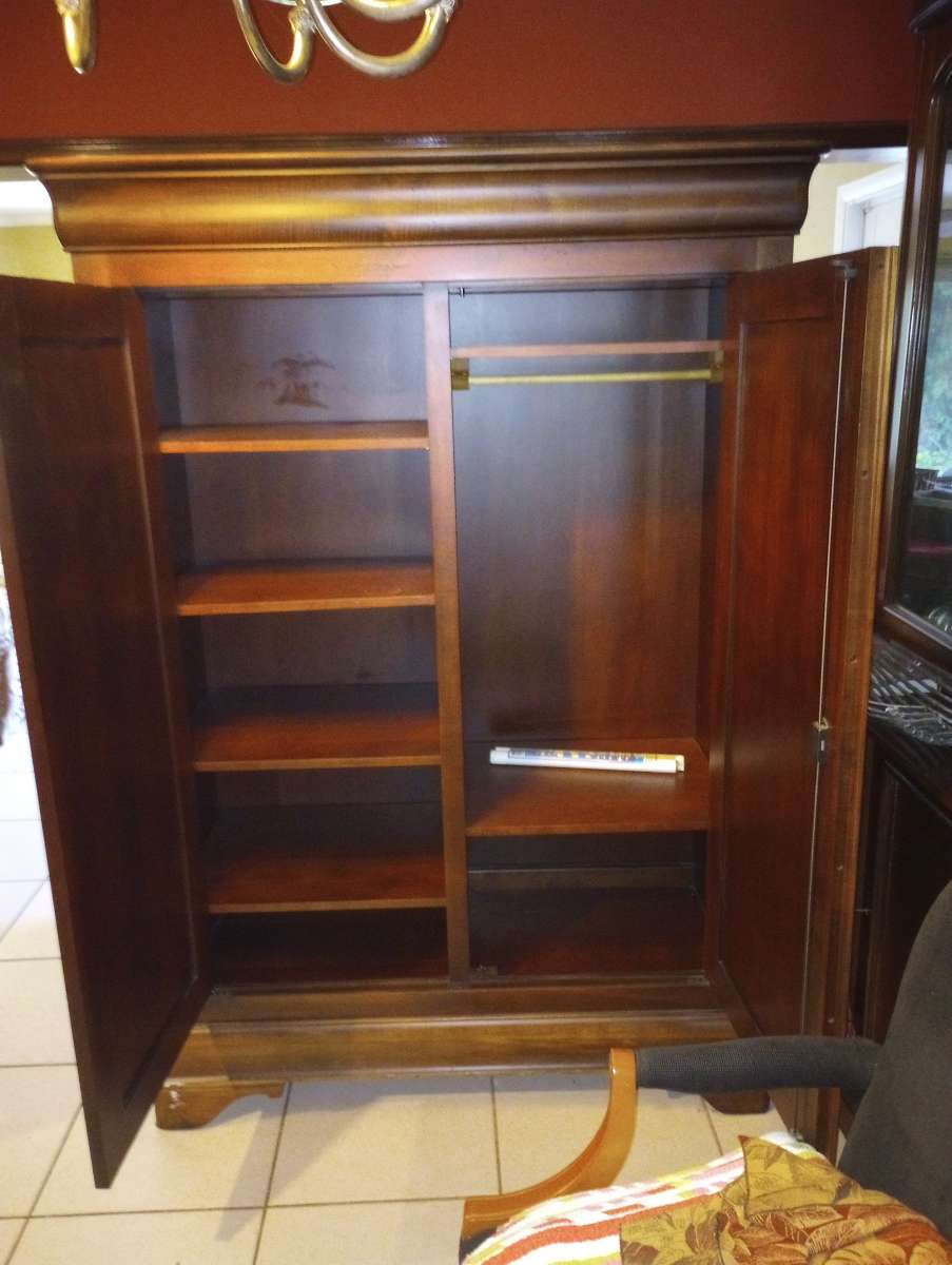 Large vintage BrownSienna solid wood early 1900s