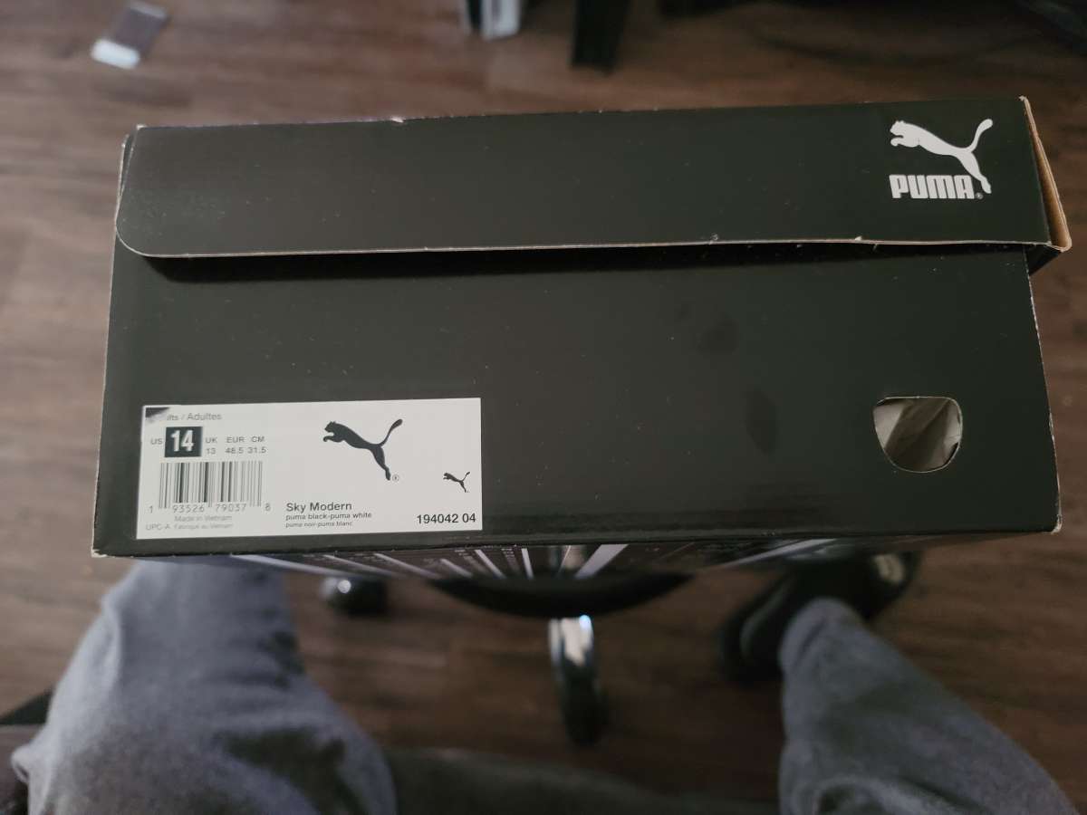 PUMA Sky Modern Sneakers