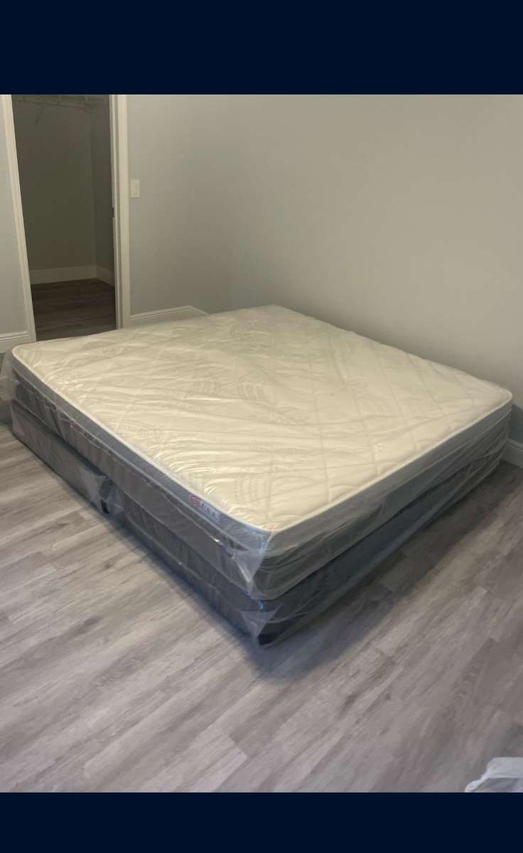 King Size Mattress Brand New 2pc Box Spring Colchones King S