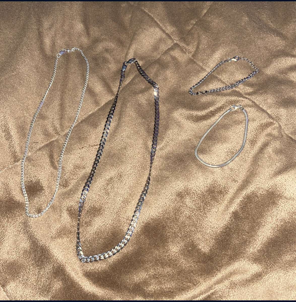 2 chains and 2 bracelets