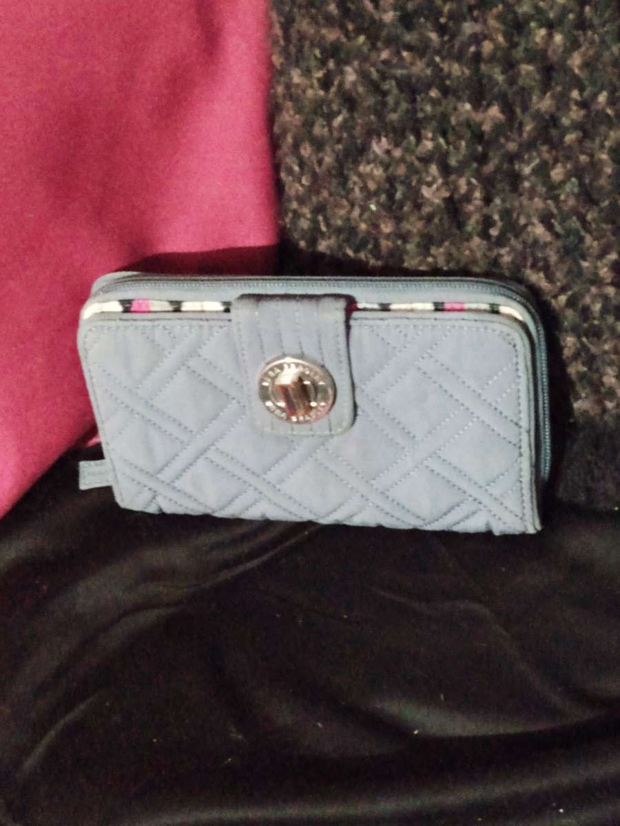 VERA BRADLEY WALLET