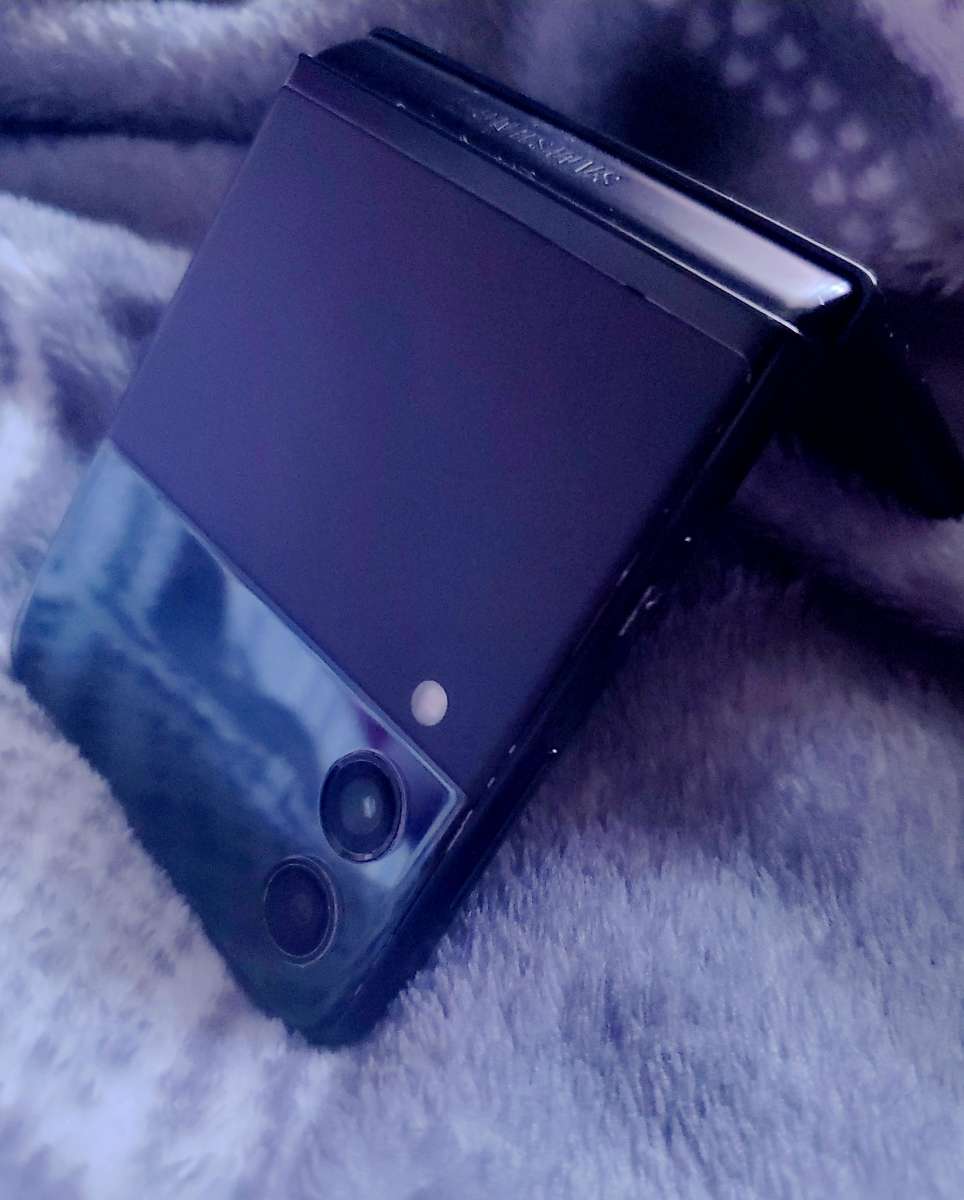Samsung Galaxy Z Flip 3  5G