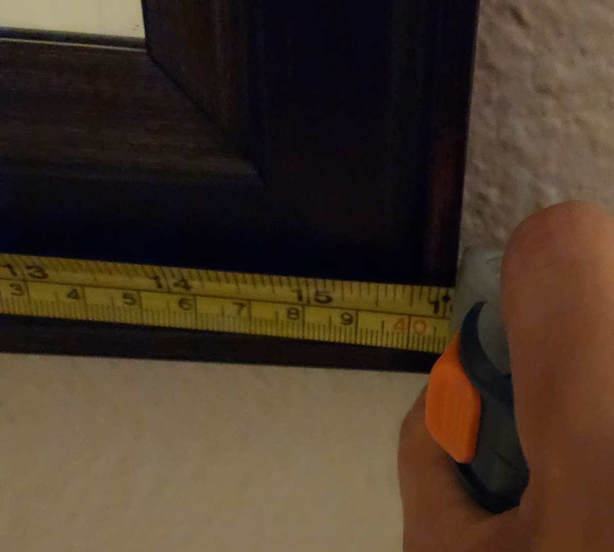 the mirrow is the puor wood the measures of height is 54 the