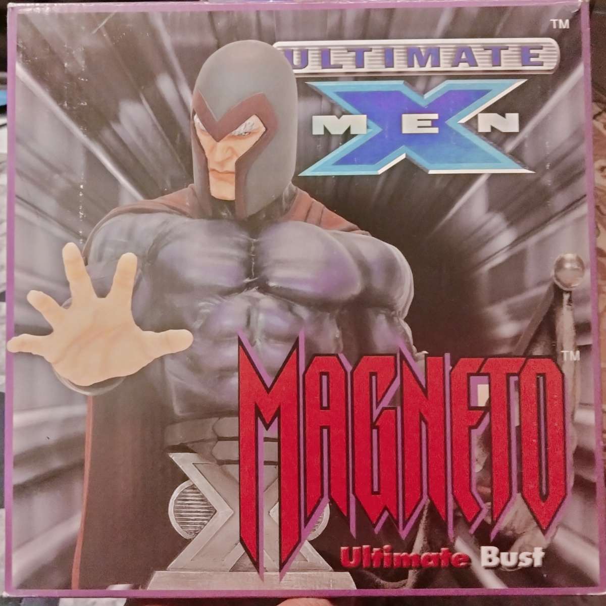 ultimate XMen magneto bust