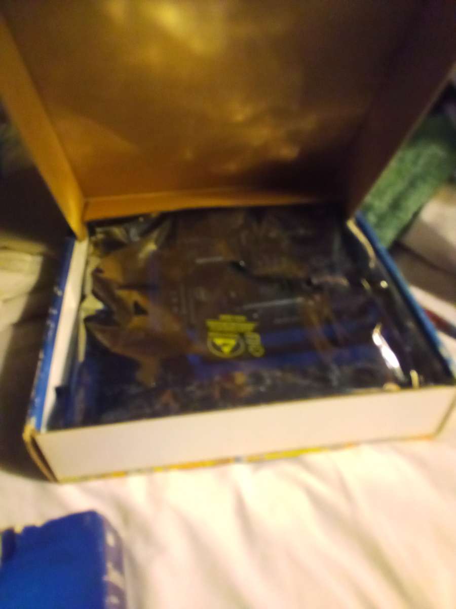 INTEL DESKTOP BROAD DH87RL