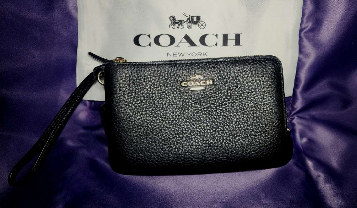 Black Double Zipper and Slots Wristlet