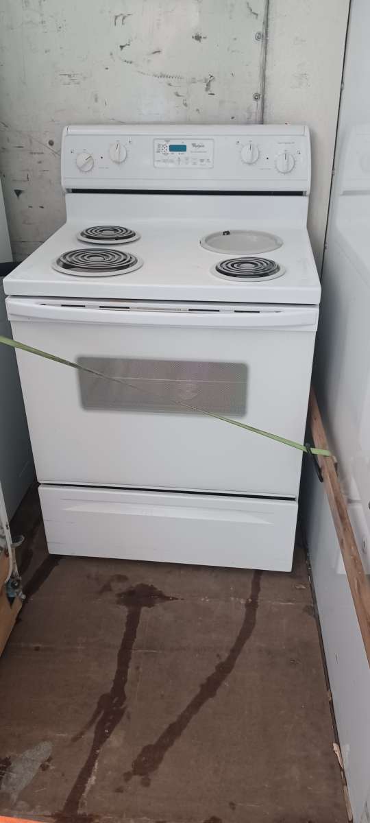 50 each Whirlpool Selfcleaning Stove Used As is 3 available