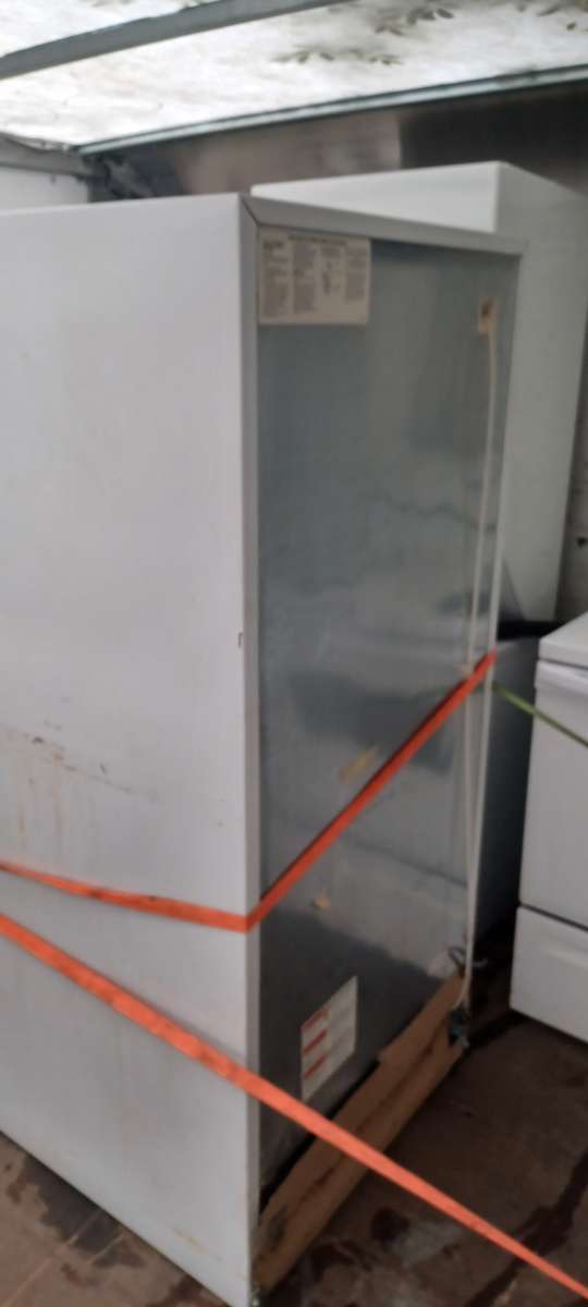 Whirlpool Refrigerator Used As is
