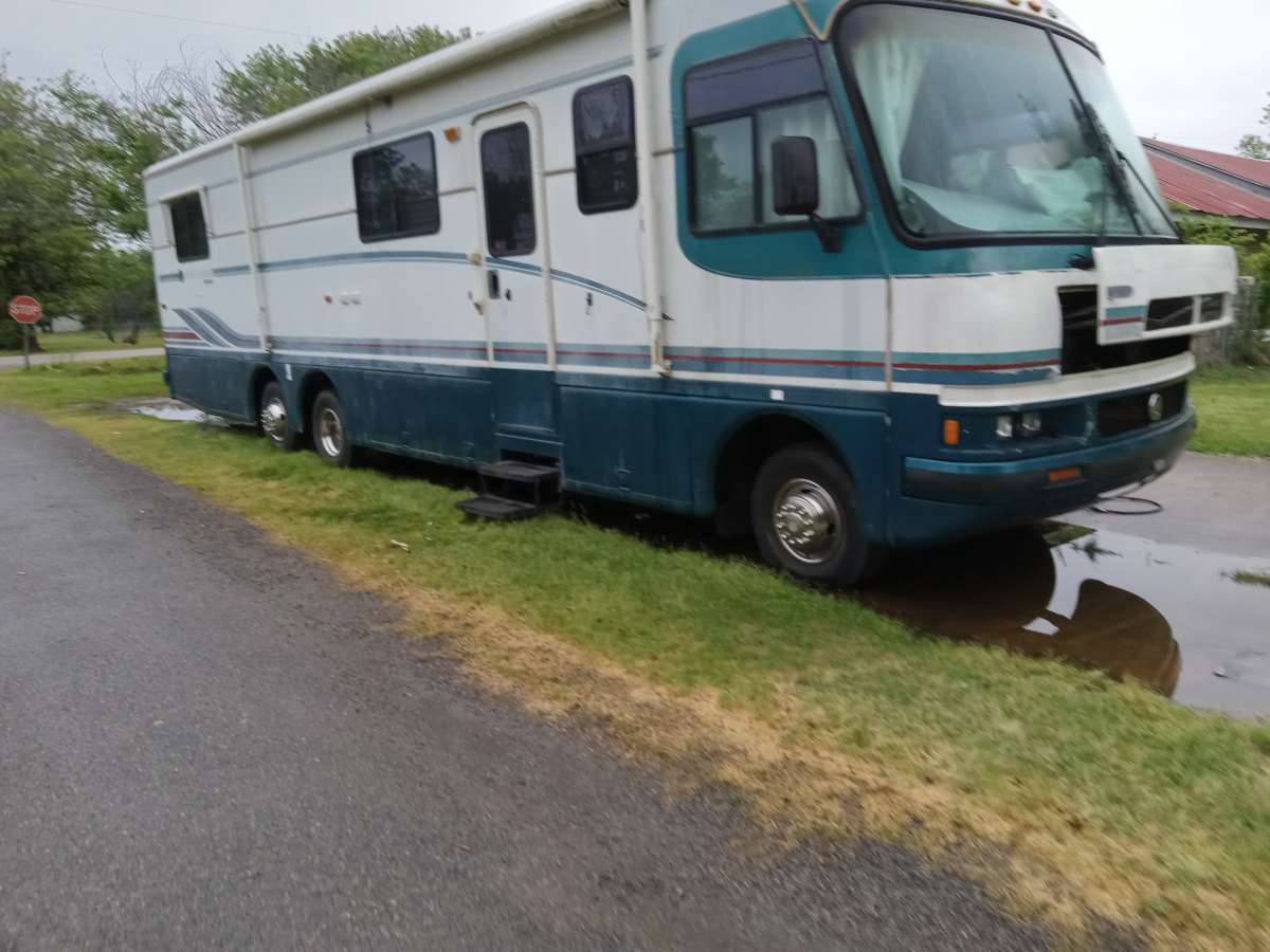 1996 Holiday Rambler Endeavor LE