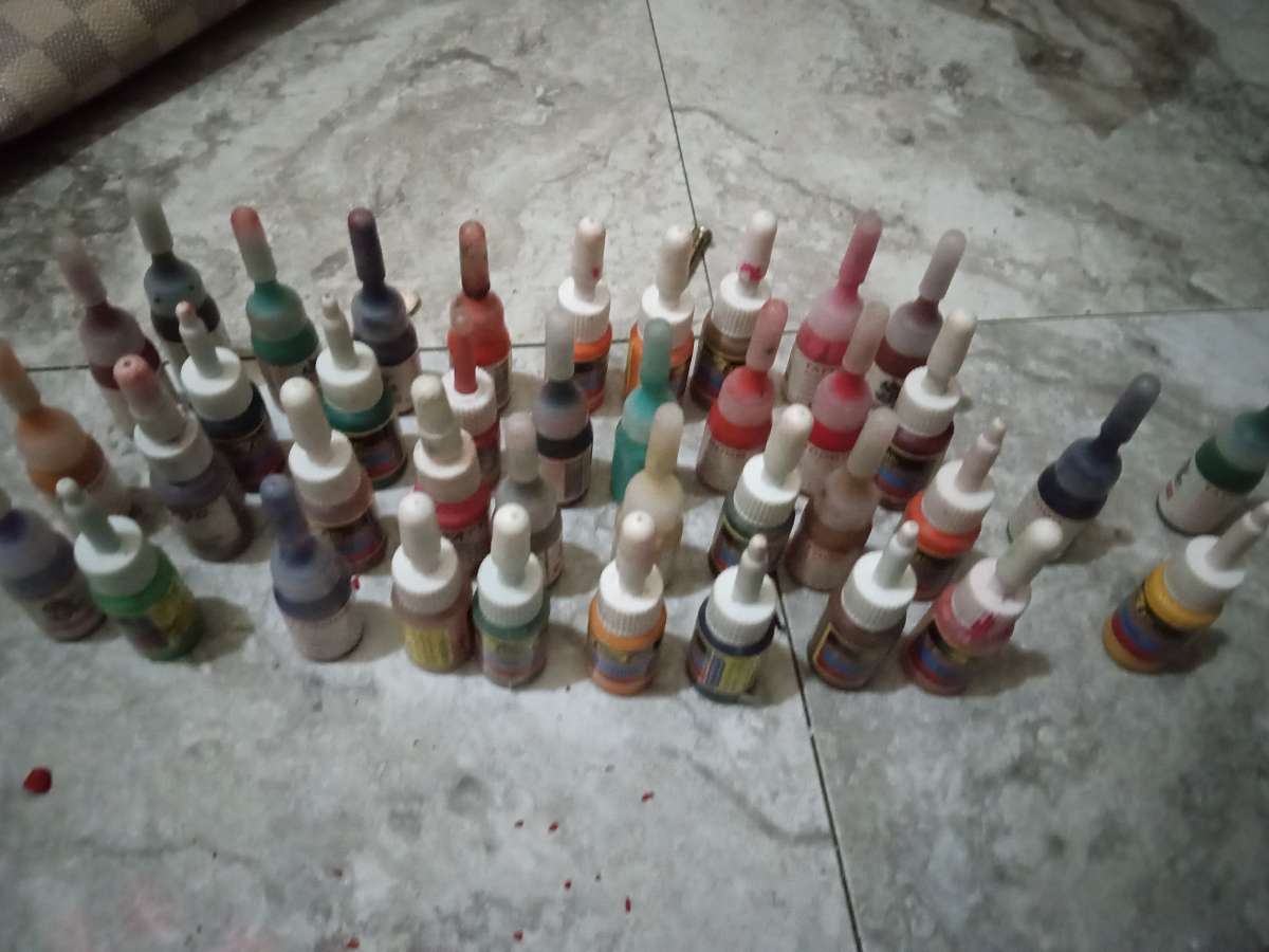 tattoo equipment machine and 40 bottles of tattoo ink