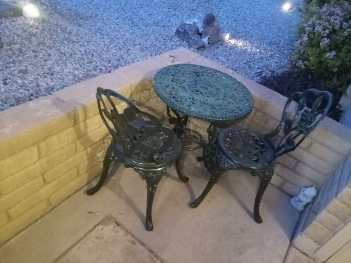 bistro set