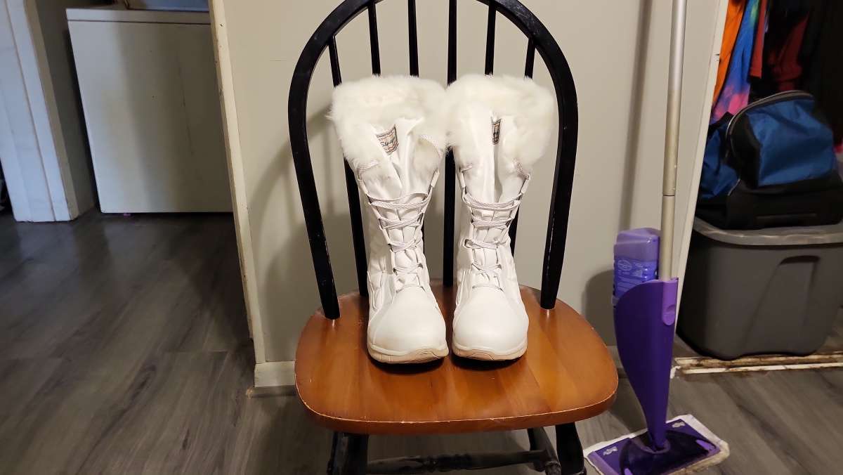 sketcher warm foam boots