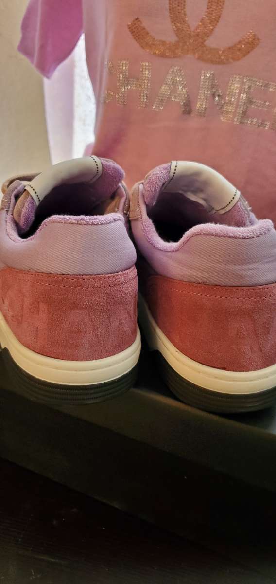 Lavander shoes size 7