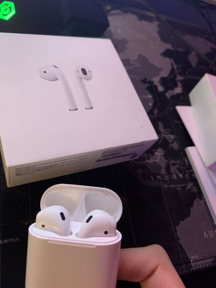 AirPods second generation