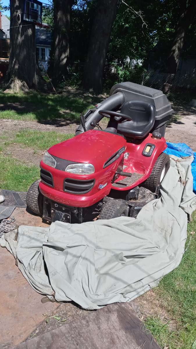 Craftsman lawn tractor