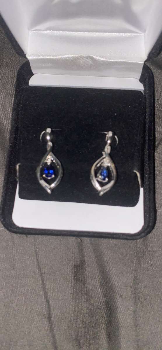 silver sapphire brand new reversible Kay earrings