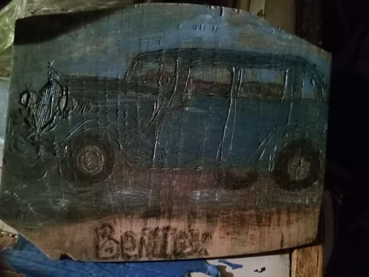 Bently classic  car woodburning