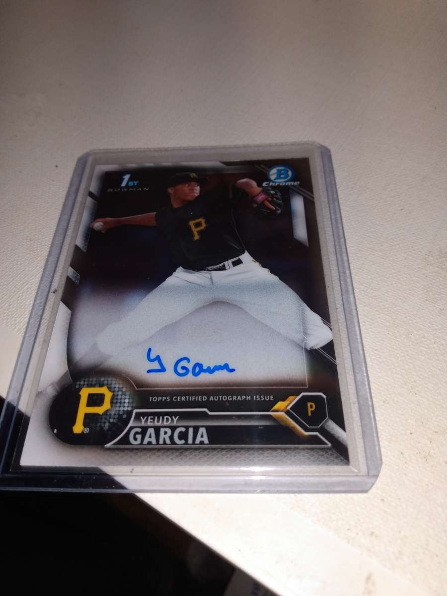 2016 Bowman Chrome first Yeudy Garcia autograph