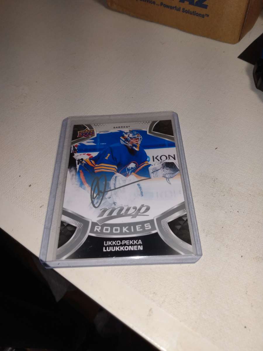 2021 upper Deck MVP rookie goalie autograph ukko pekka luuk