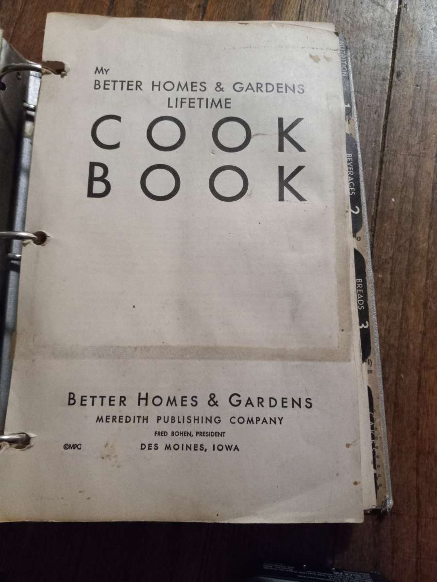 vintage Better homes and gardens cook book