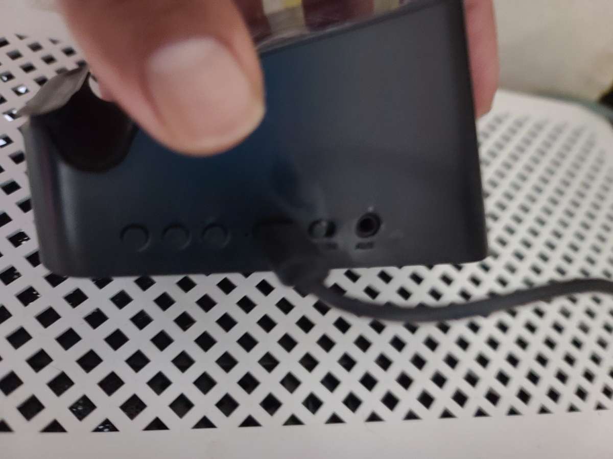 Dallas cowboys speaker Bluetooth plus wireless charger