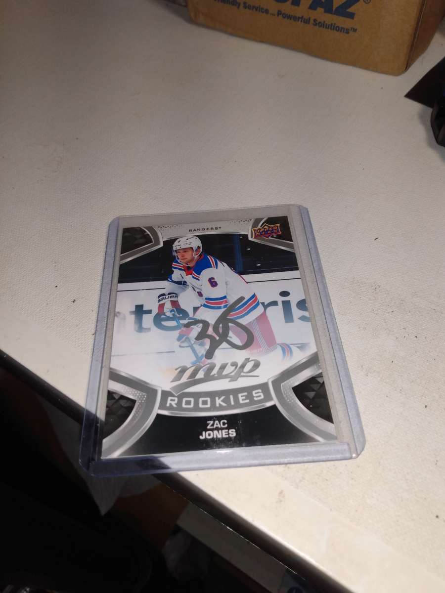 2022 rookie autograph Zach Jones upper Deck MVP