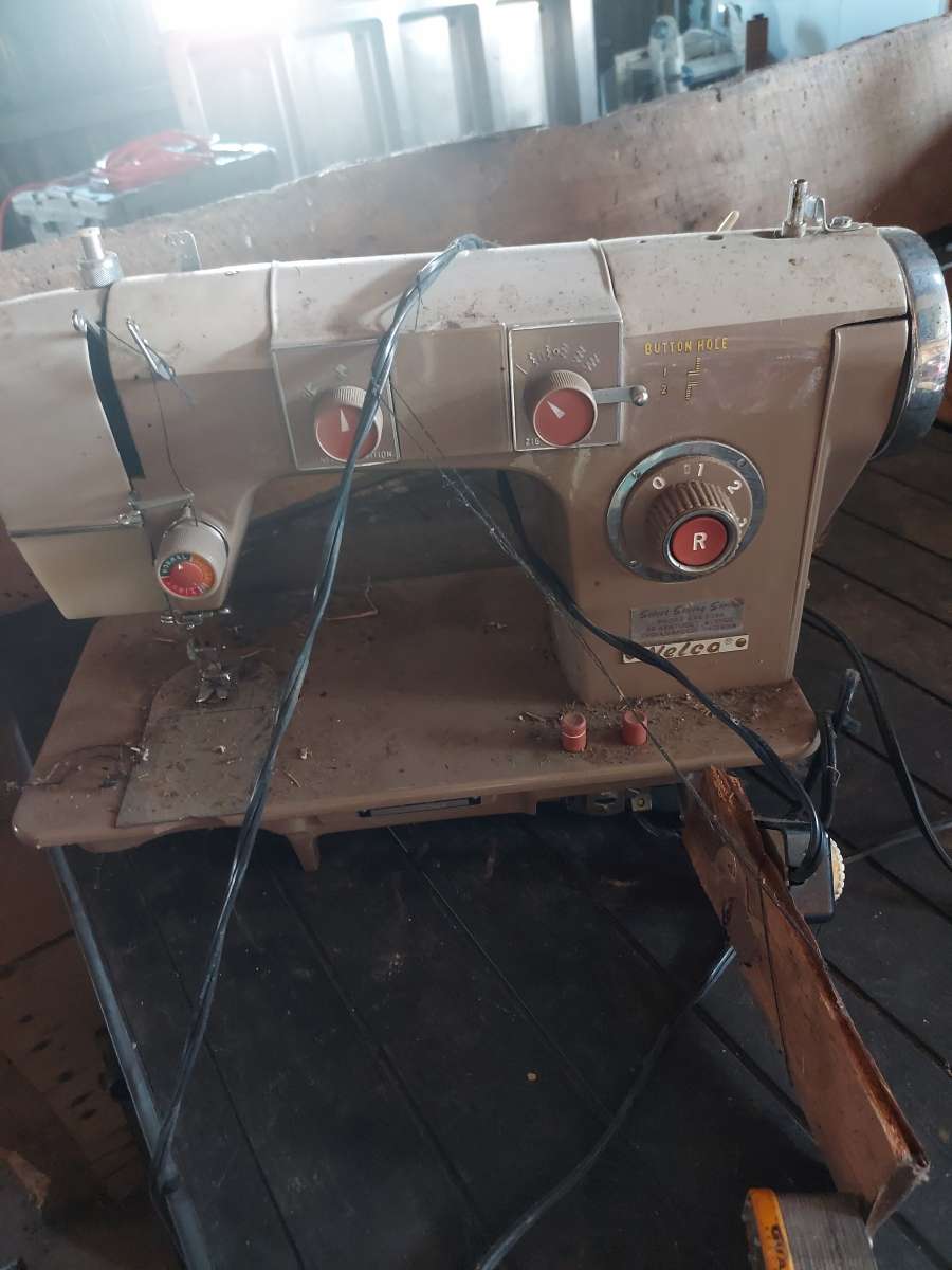 Delco sewing g machine