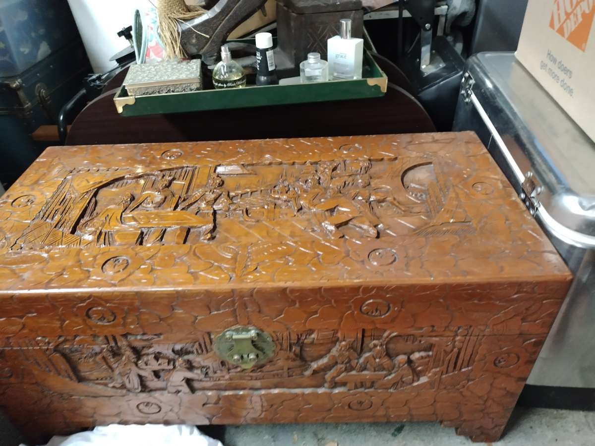hand carved very nice trunk