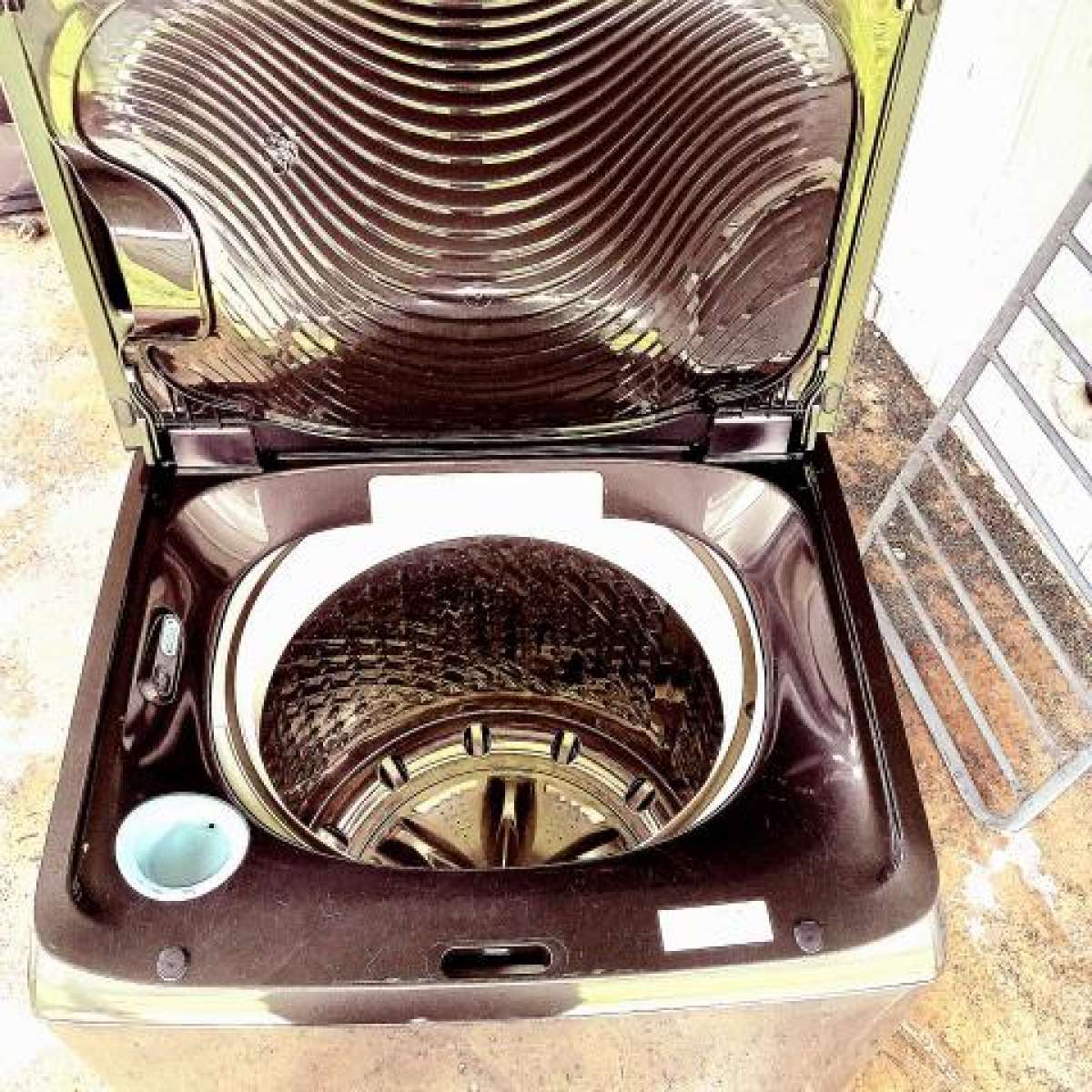 2022 Samsung stainless steel washer and dryer set