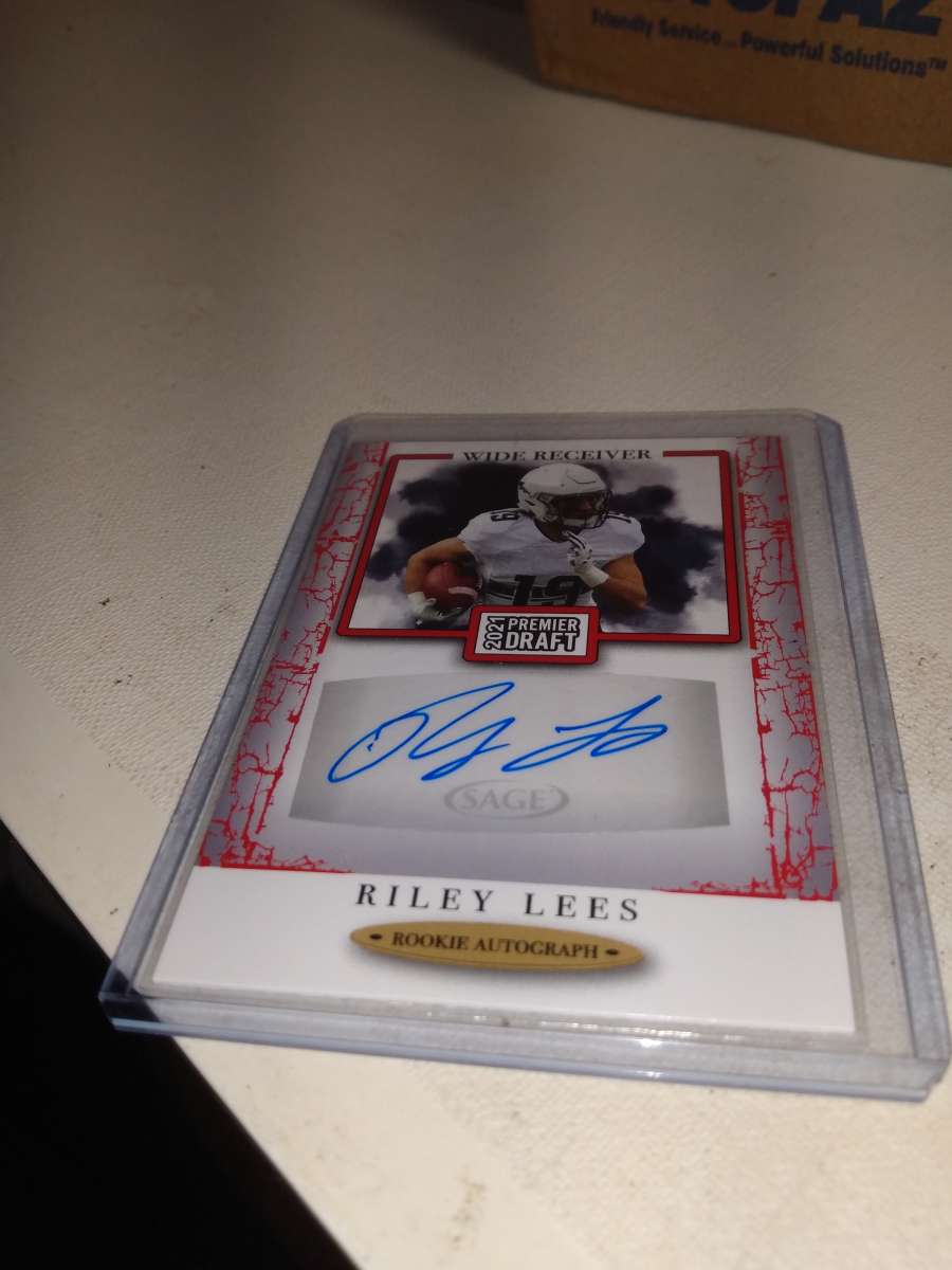 2021 premier draft Riley Lees autograph