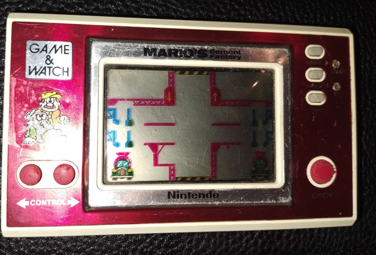 1983 MARIOS CEMENT FACTORY GAME 100 obo